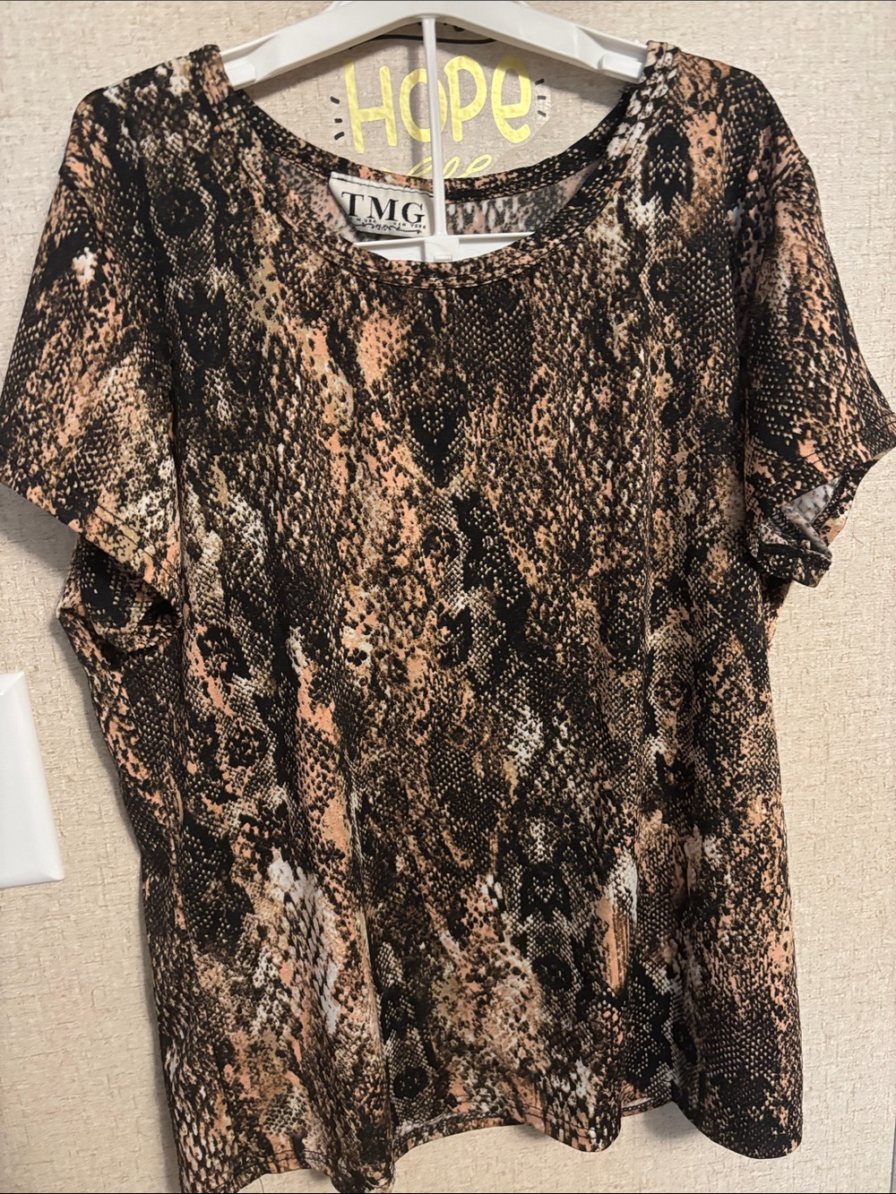 Snake-Print Short Sleeve Top in Brown/Black